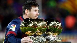 Lionel-Messi-With-Golden-Ball-HD-Wallpaper